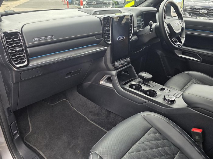 2025 Ford Everest Platinum