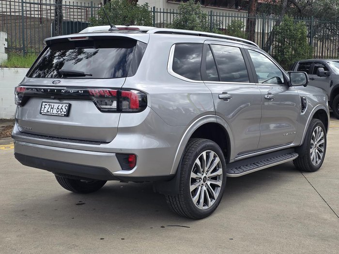 2025 Ford Everest Platinum