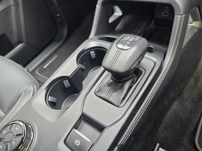 2025 Ford Everest Platinum