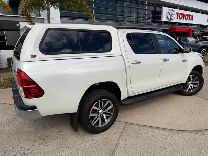 2016 Toyota Hilux SR5
