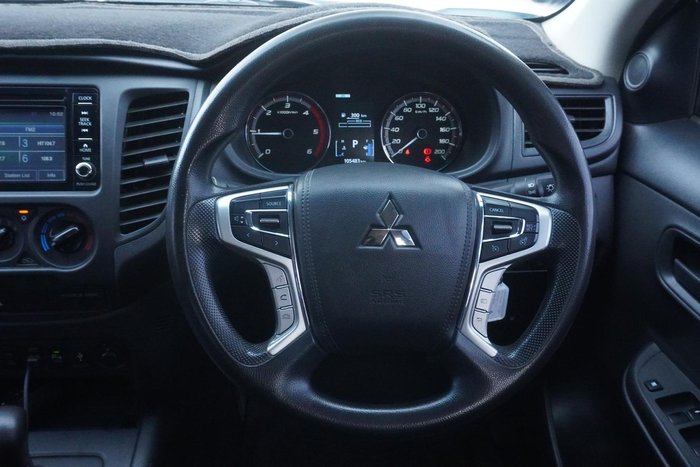 2021 Mitsubishi Triton GLX