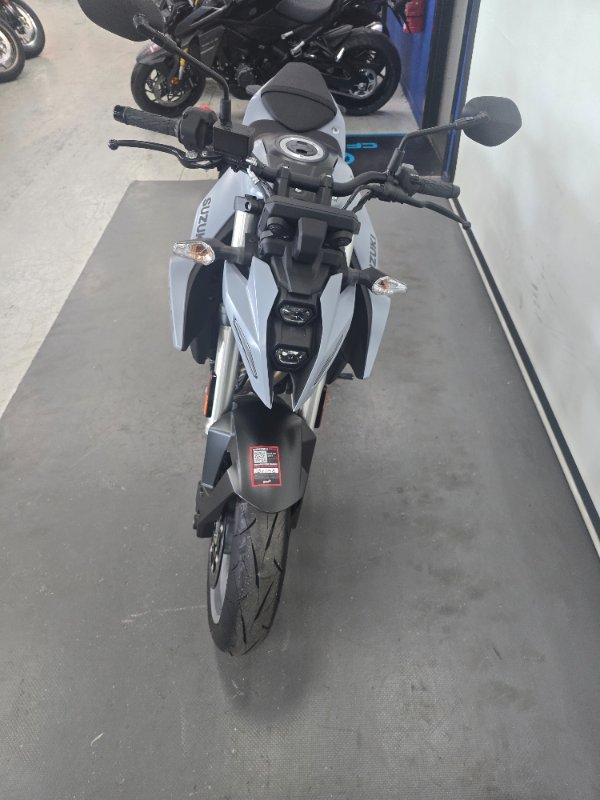 2024 Suzuki GSX-8S GREY