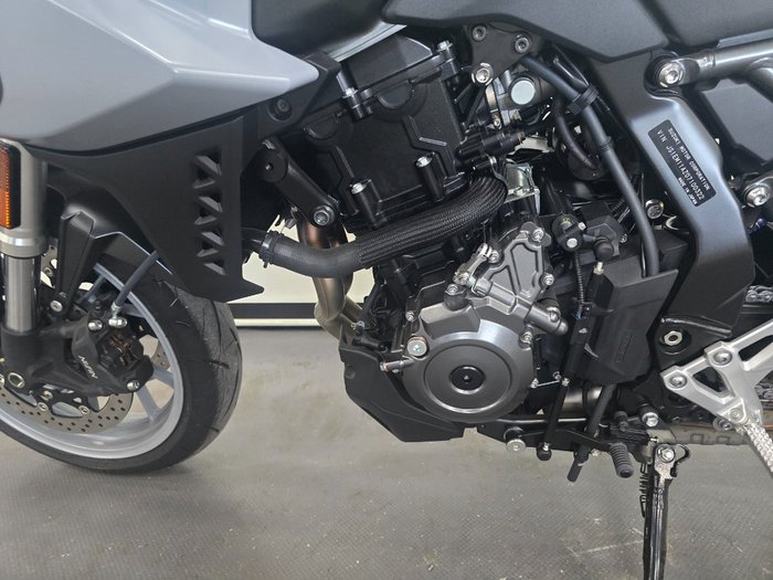 2024 Suzuki GSX-8S GREY