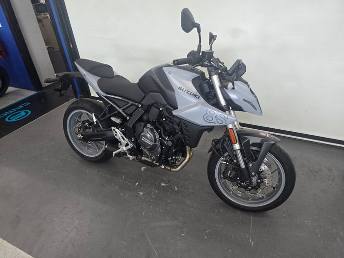 2024 Suzuki GSX-8S GREY