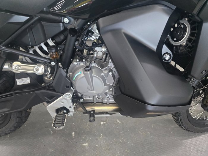 2025 CFMOTO 2025 Cf Moto 800CC 800MT X Black