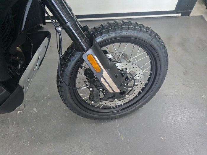 2025 CFMOTO 2025 Cf Moto 800CC 800MT X Black