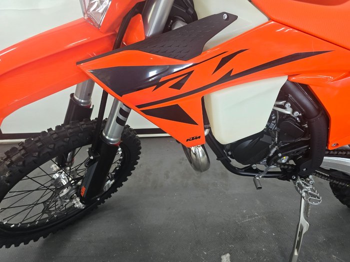 2025 Ktm 150 EXC Orange