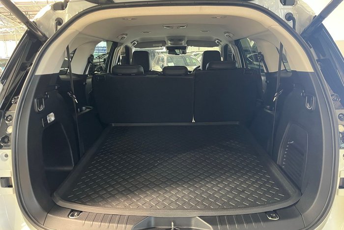 2024 Isuzu MU-X LS-T