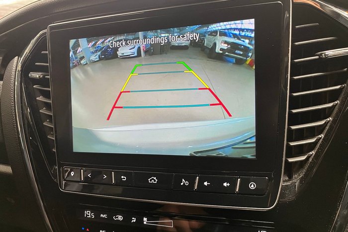 2024 Isuzu MU-X LS-T