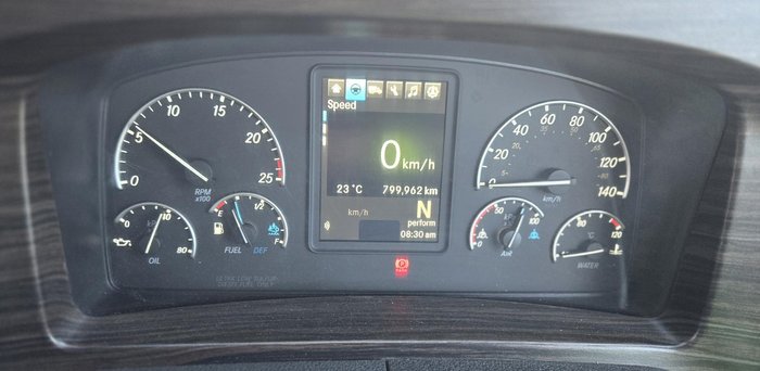 2021 Freightliner Cascadia WHITE