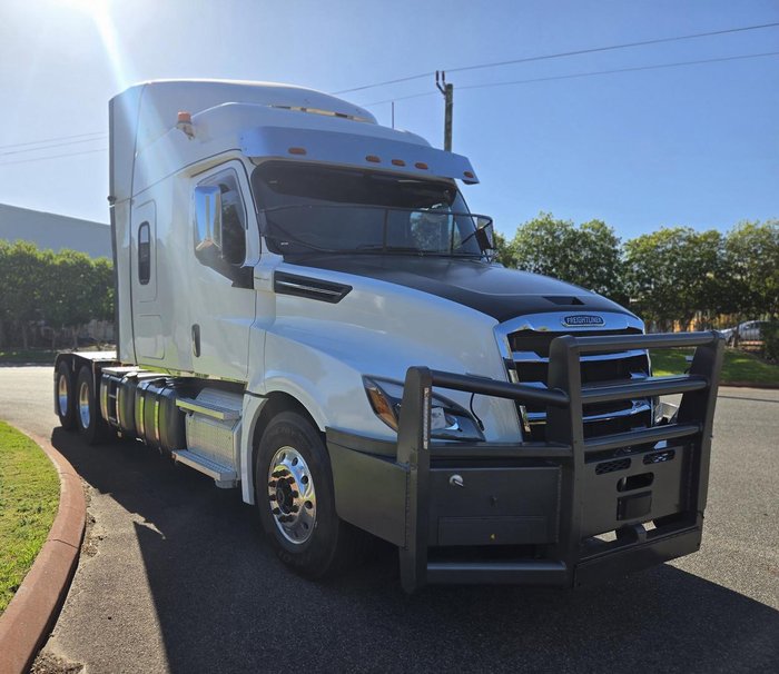 2021 Freightliner Cascadia