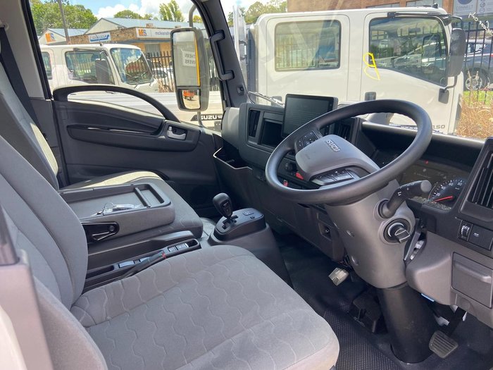 2025 Isuzu N Series NQR 88/80-190 AM D42
