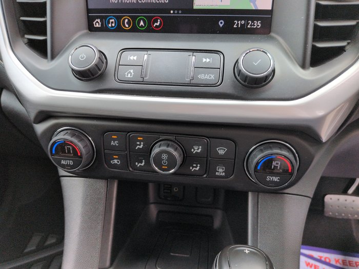 2019 Holden Acadia LT