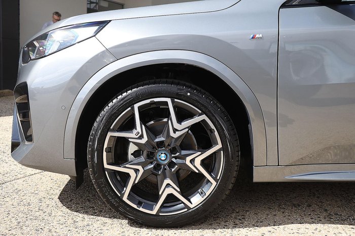 2024 BMW iX2 eDrive20 M Sport