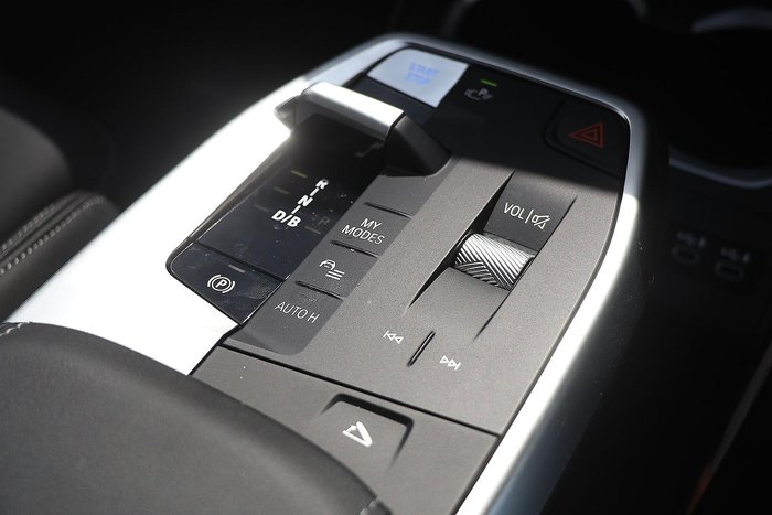 2024 BMW iX2 eDrive20 M Sport