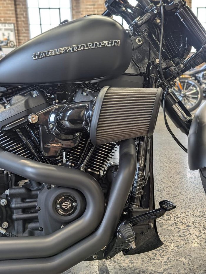 2018 Harley-Davidson Breakout 114 (FXBRS) Softail Black