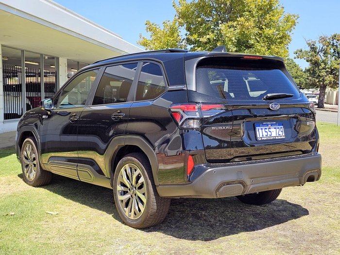 2025 Subaru Forester Hybrid Touring S6 MY26 AWD Crystal Black