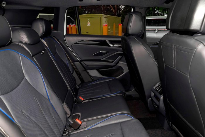 2025 Volkswagen Tiguan 195TSI R-Line