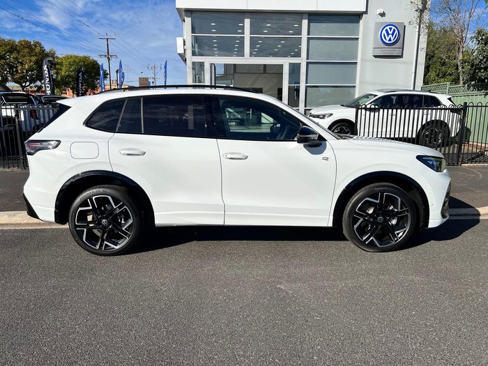 2025 Volkswagen Tiguan 195TSI R-Line