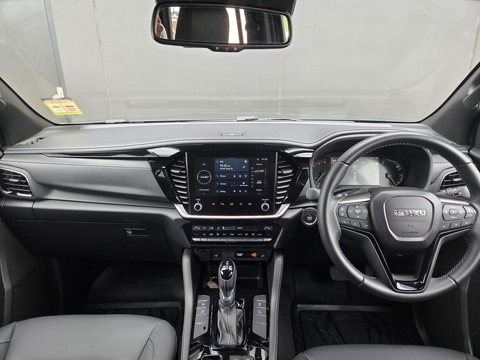 2025 Isuzu MU-X LS-T