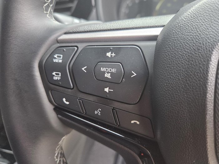 2025 Isuzu MU-X LS-T