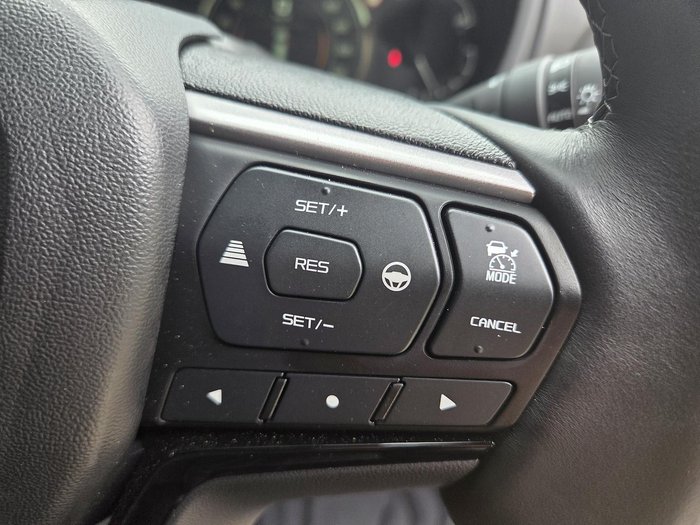 2025 Isuzu MU-X LS-T