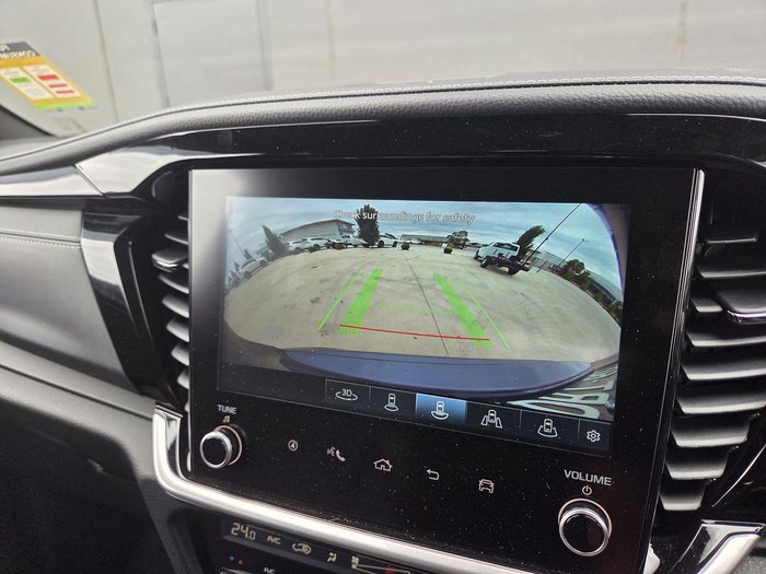 2025 Isuzu MU-X LS-T