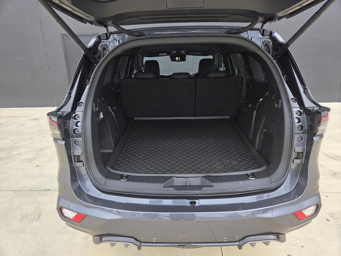 2025 Isuzu MU-X LS-T