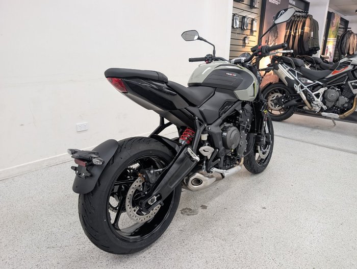 2026 Triumph 2026 Triumph 660CC Trident LAMS Black