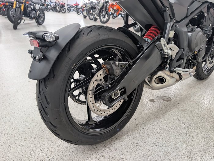 2026 Triumph 2026 Triumph 660CC Trident LAMS White