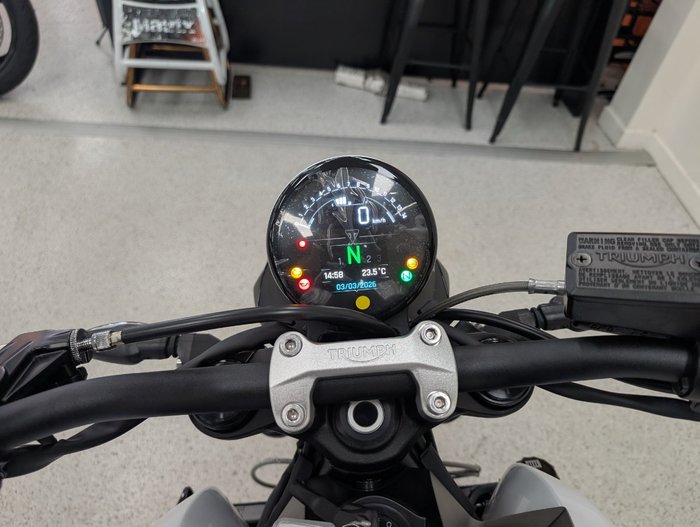 2026 Triumph 2026 Triumph 660CC Trident LAMS White