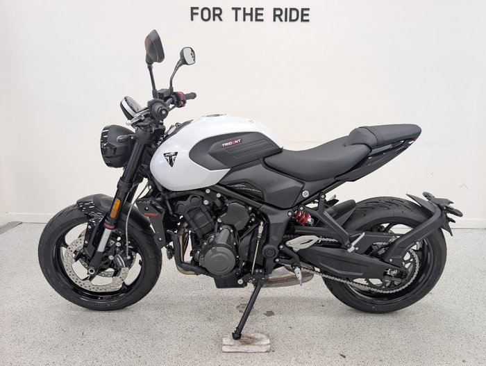 2026 Triumph 2026 Triumph 660CC Trident LAMS White