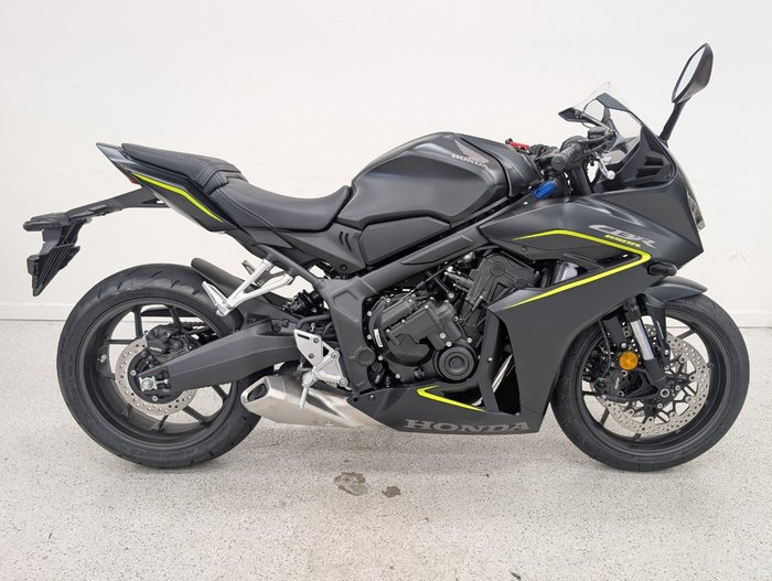 2025 Honda CBR650RAC Black