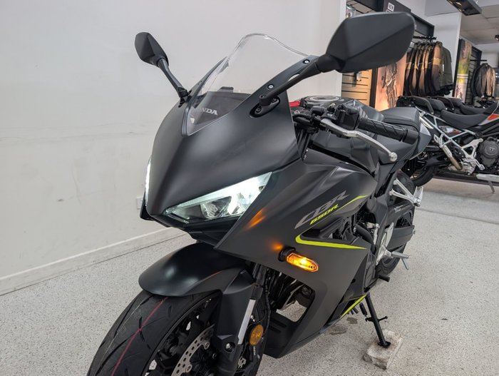 2025 Honda CBR650RAC Black