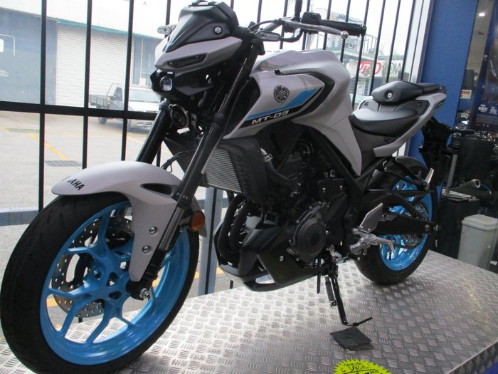 2025 Yamaha MT-03 (MT03LA) (ABS) GREY/AQUA