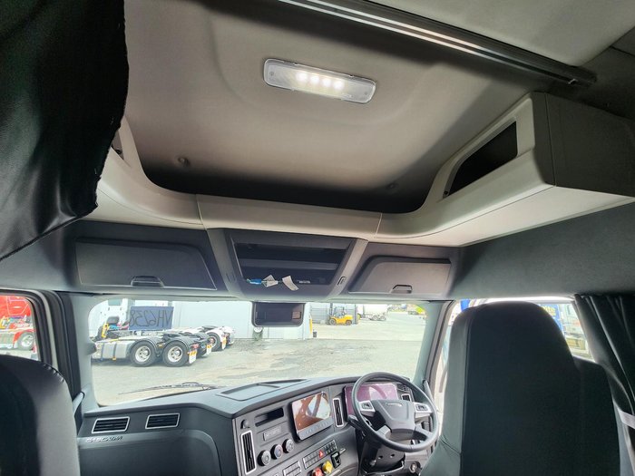 2024 Freightliner Cascadia 116