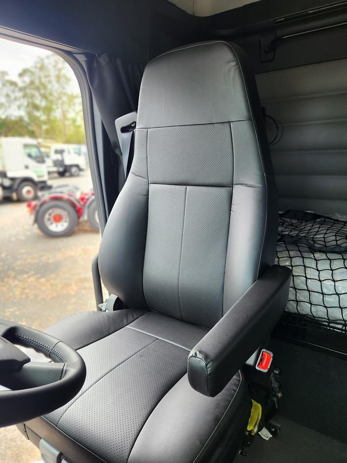 2024 Freightliner Cascadia 116