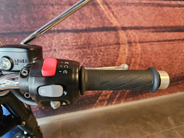 2023 Triumph Bonneville T120 Bonneville White