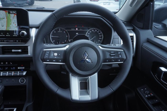 2025 Mitsubishi Triton GLS