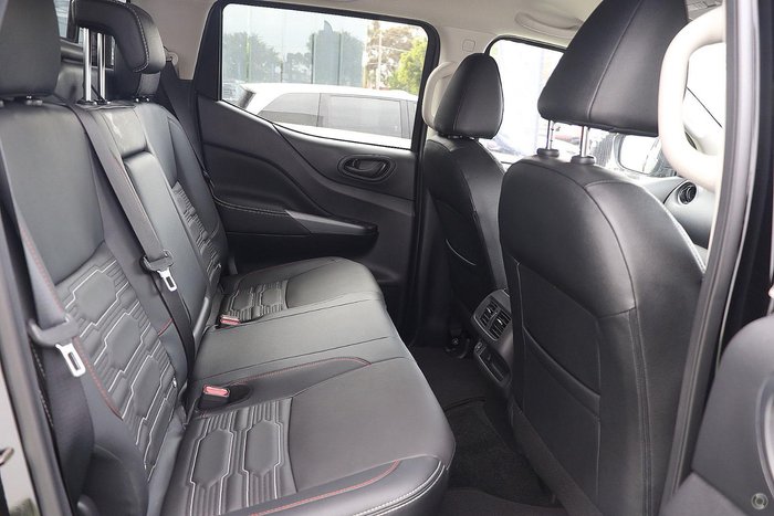 2025 Nissan Navara PRO-4X