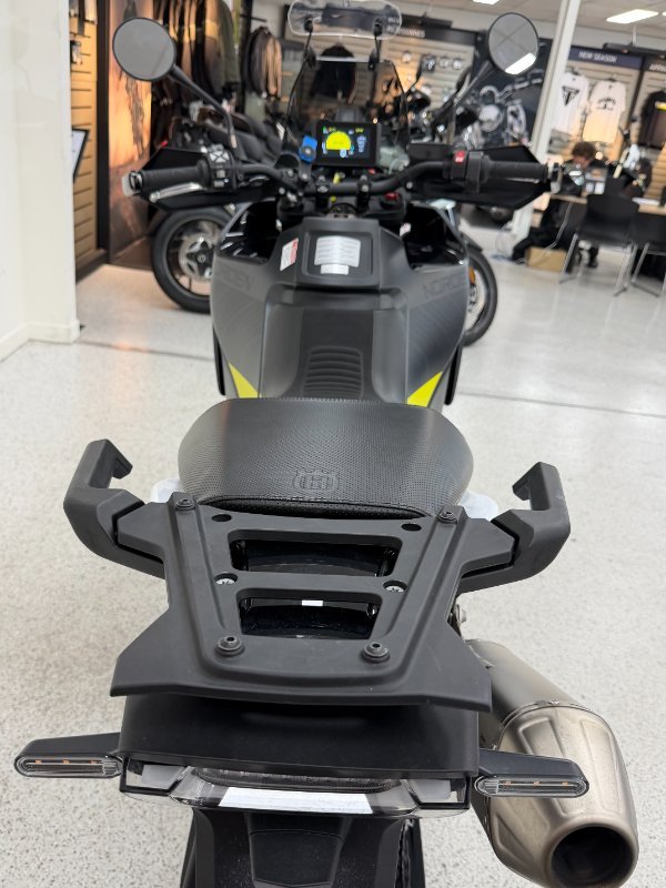 2022 HUSQVARNA NORDEN 901 Black