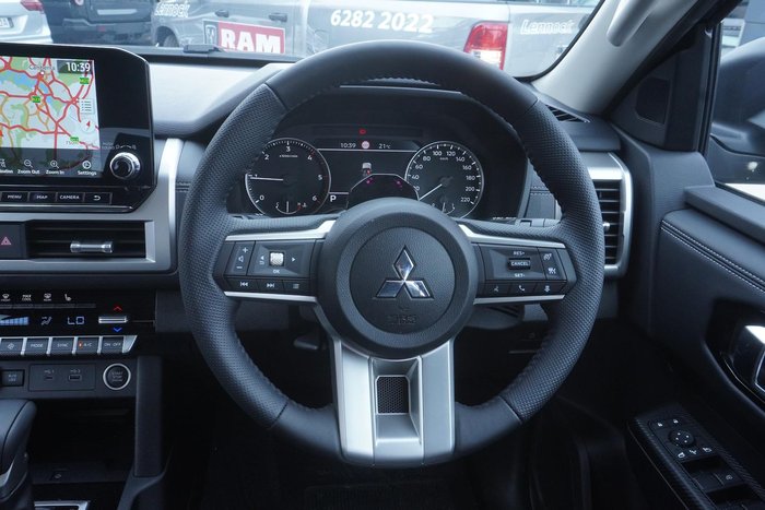 2025 Mitsubishi Triton GLS