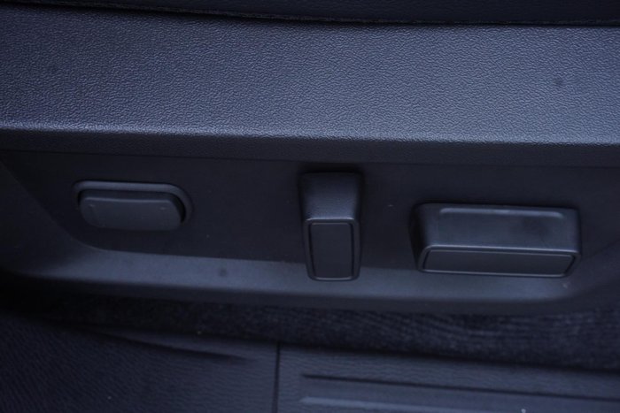 2025 Mitsubishi Triton GLS