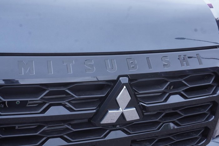 2025 Mitsubishi Triton GLS