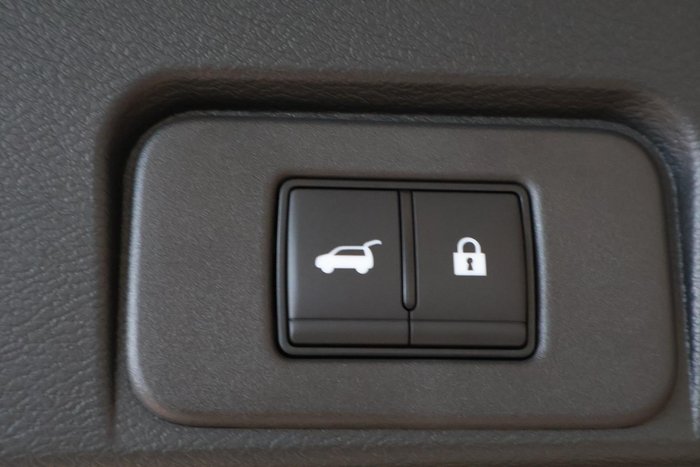 2025 Nissan X-TRAIL Ti