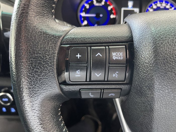 2018 Toyota Hilux SR5