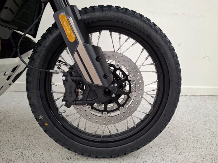 2025 CFMOTO MT-X LS Black