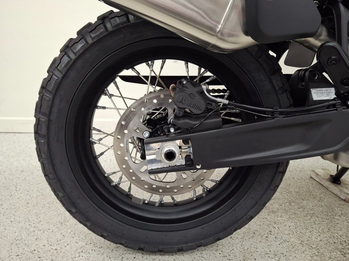 2025 CFMOTO MT-X LS Black