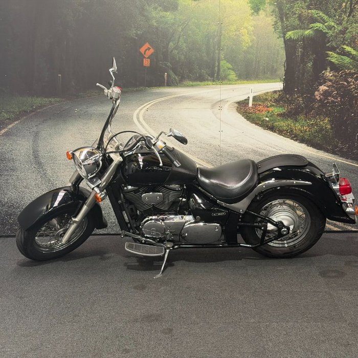 2007 Suzuki VL800 (BOULEVARD C50) Black