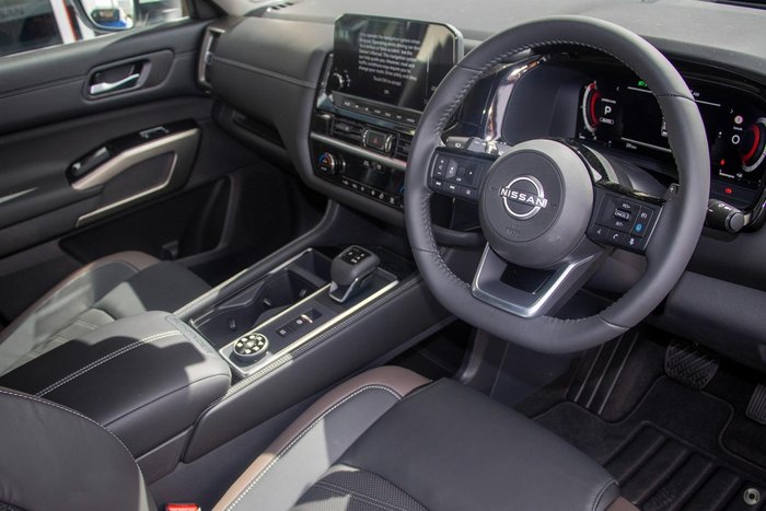 2024 Nissan Pathfinder Ti-L